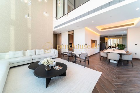 Duplex de 2 chambres à Zabeel, UAE No. 16661 8
