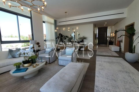 Villa de 4 chambres à Abu Dhabi, UAE No. 224027 5