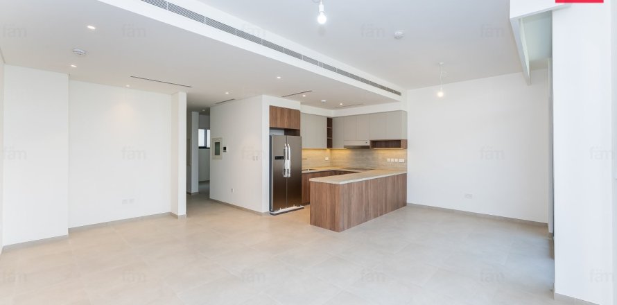 Townhouse de 3 chambres à Dubai, UAE No. 221873
