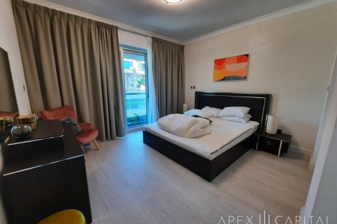 2 bedrooms Apartment in The Fairways, UAE No. 6461 21