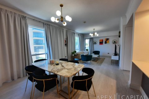 2 bedrooms Apartment in The Fairways, UAE No. 6461 8