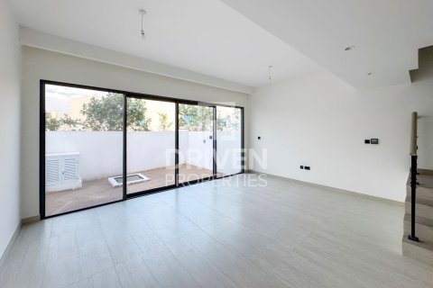 4 bedrooms Townhouse in Damac Lagoons, UAE No. 212367 3