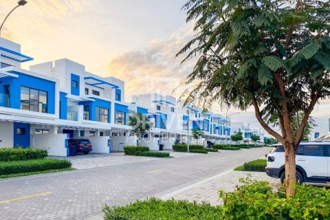 4 bedrooms Townhouse in Damac Lagoons, UAE No. 212367 21
