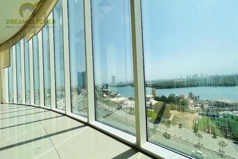 185.8m² Office in Ras Al Khaimah, UAE No. 75686