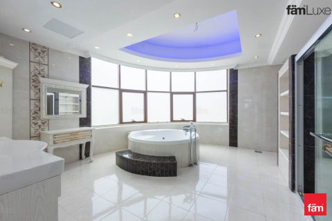 6 bedrooms Villa in Al Barsha, UAE No. 216542 17