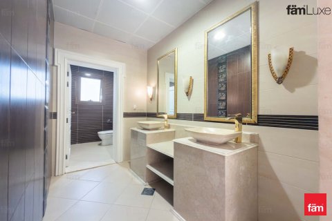 6 bedrooms Villa in Al Barsha, UAE No. 216542 12