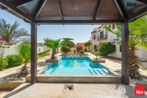 6 bedrooms Villa in Al Barsha, UAE No. 216542 3