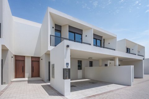 Townhouse de 3 dormitorios en Town Square, UAE No. 155087 19