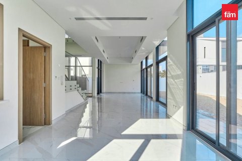 Villa de 4 dormitorios en Al Furjan, UAE No. 205083 3