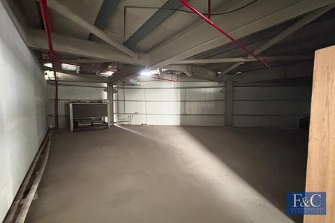 2415m² Warehouse in Al Qusais Industrial Area, UAE No. 153797 8