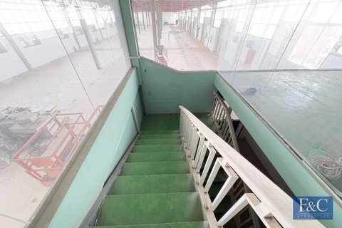 2415m² Warehouse in Al Qusais Industrial Area, UAE No. 153797 16