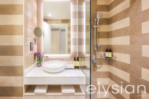 Studio Apartment in Palm Jumeirah, UAE No. 64781 5