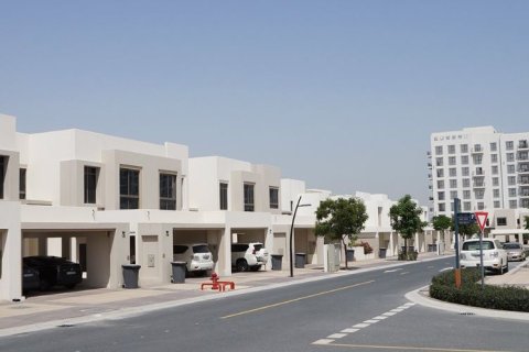 Townhouse de 3 chambres à Wadi Al Safa 3, UAE No. 110920 3
