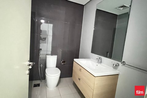 2 bedrooms Apartment in Dubai, UAE No. 215760 16