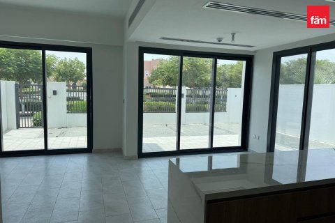 4 bedrooms Townhouse in Dubai, UAE No. 167467