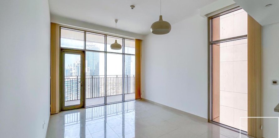 2 غرف نوم شقة في BLVD Crescent, الإمارات العربية المتحدة رقم 224815
