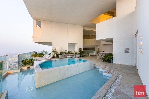 4 bedrooms Penthouse in Dubai, UAE No. 215744 2
