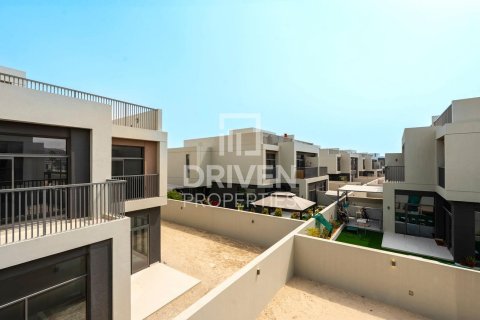 4 bedrooms Villa in Dubai South (Dubai World Central), UAE No. 226061 24