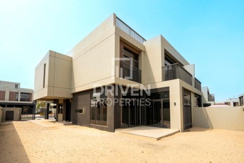 4 bedrooms Villa in Dubai South (Dubai World Central), UAE No. 226061 25