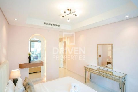 Apartment de 2 dormitorios en Paramount Tower Hotel & Residences, UAE No. 202627 12
