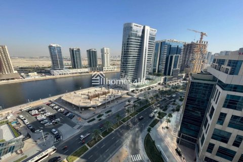 Квартира с 2 спальнями в DAMAC Majestine, ОАЭ №167841 9