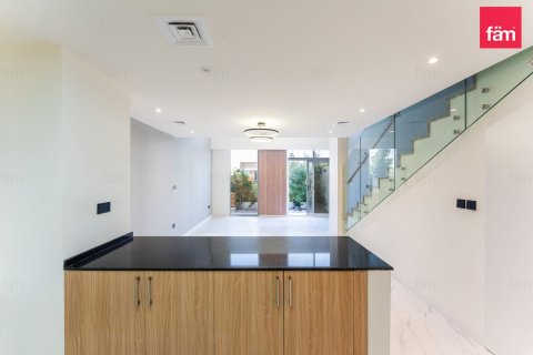 Townhouse de 2 dormitorios en Dubai, UAE No. 150887 16