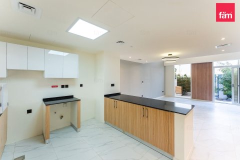 Townhouse de 2 dormitorios en Dubai, UAE No. 150887 7