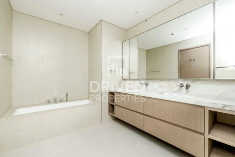 Вилла с 4 спальнями в Dubai Festival City, ОАЭ №218531 24