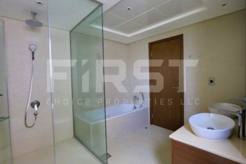 4 bedrooms Villa on the Yas Island, UAE No. 12859 11