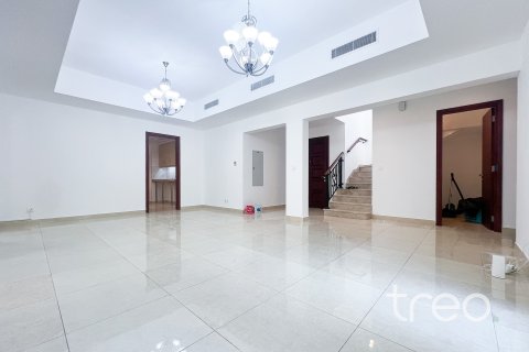4 bedrooms Villa in Arabian Ranches, UAE No. 220804 6