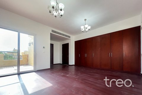 4 bedrooms Villa in Arabian Ranches, UAE No. 220804 12