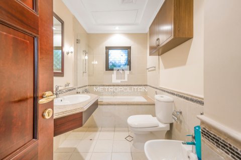 Villa de 4 dormitorios en Palm Jumeirah, UAE No. 128581 28