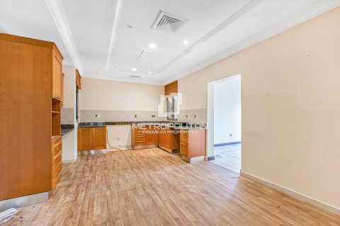 Villa de 4 dormitorios en Palm Jumeirah, UAE No. 128581 14