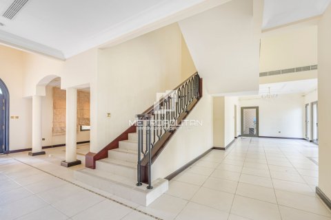 Villa de 4 dormitorios en Palm Jumeirah, UAE No. 128581 15