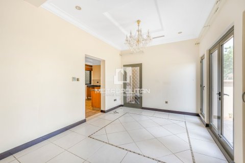 Villa de 4 dormitorios en Palm Jumeirah, UAE No. 128581 10