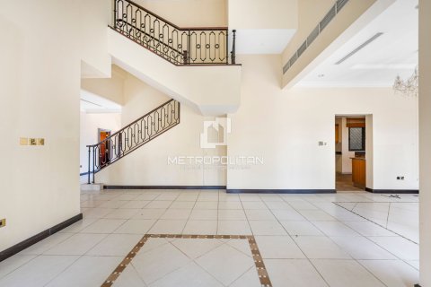 Villa de 4 dormitorios en Palm Jumeirah, UAE No. 128581 16