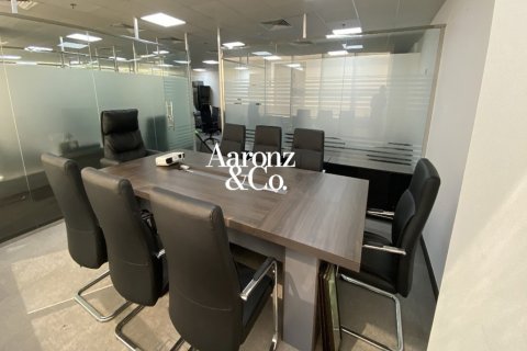 Офис 157м² в Джумейра Лейк Тауэрс, ОАЭ №224345 12