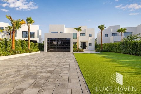 Вилла с 4 спальнями в Jumeirah Islands, ОАЭ №14264 22