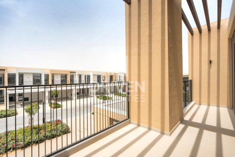 Вилла с 4 спальнями в EMAAR South, ОАЭ №204681 26