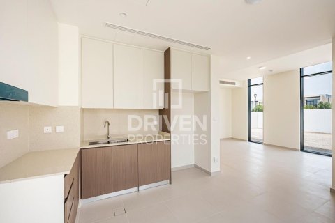 Вилла с 4 спальнями в EMAAR South, ОАЭ №204681 21