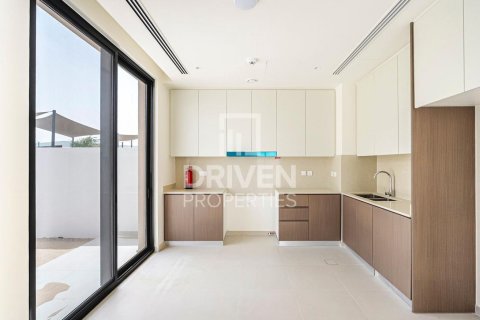 Вилла с 4 спальнями в EMAAR South, ОАЭ №204681 19