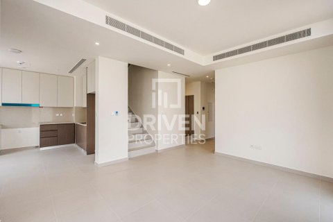 Вилла с 4 спальнями в EMAAR South, ОАЭ №204681 7