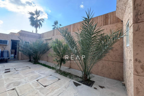 7 bedrooms Villa in Umm Suqeim 3, UAE No. 28927 3