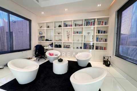 7 bedrooms Villa in Umm Suqeim 3, UAE No. 28927 27