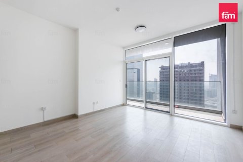 Apartment de 3 dormitorios en Dubai, UAE No. 205098 4