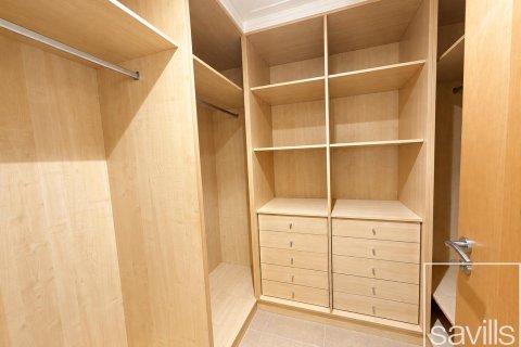 Квартира с 3 спальнями в Shoreline Apartments, ОАЭ №214050 8