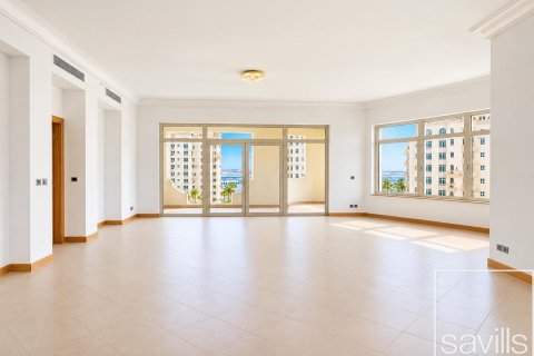Квартира с 3 спальнями в Shoreline Apartments, ОАЭ №214050
