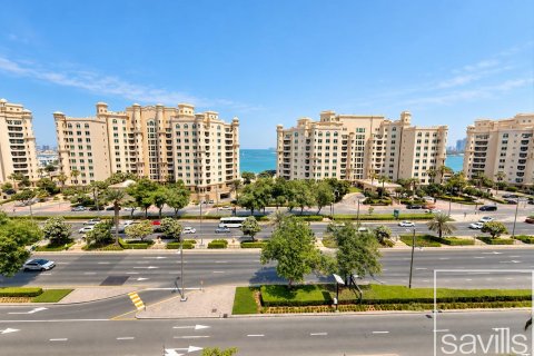 Квартира с 3 спальнями в Shoreline Apartments, ОАЭ №214050 7