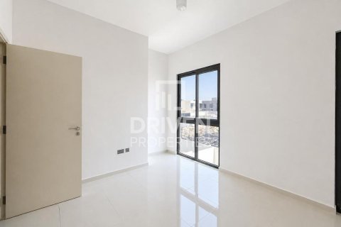 5 bedrooms Townhouse in Dubai, UAE No. 212020 9