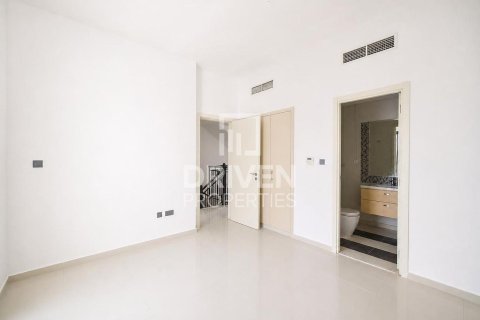 5 bedrooms Townhouse in Dubai, UAE No. 212020 8